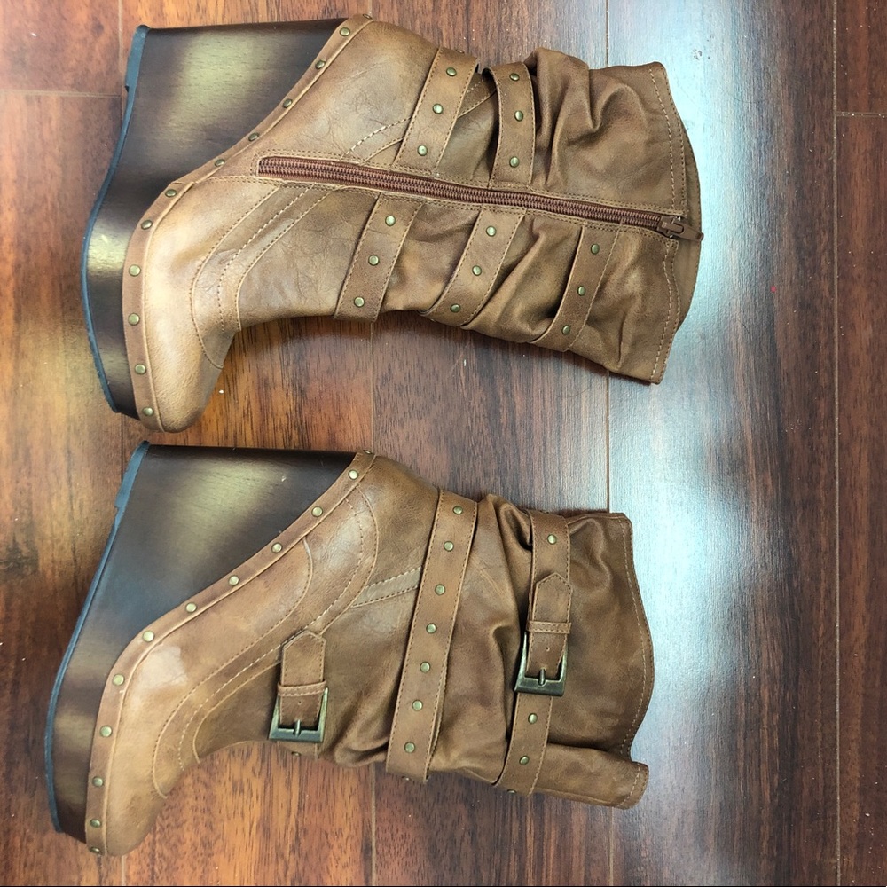 Brown wedge boots